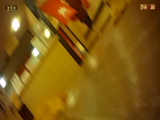 4月盗站新流特攻队系列女盗手温泉洗浴中心女宾部更衣室内部春色高清偸拍发现一位身材性感的白虎洋妞