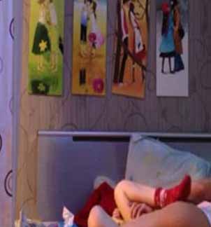 四川小伙在家干瞭一个刚出道的小嫩鸡，露脸国语对白(续)