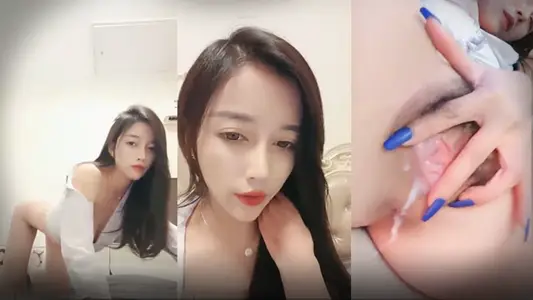 气质一库一库~舔假阳具道具自慰表情很骚、看来是很爽呻吟声那幺的动听